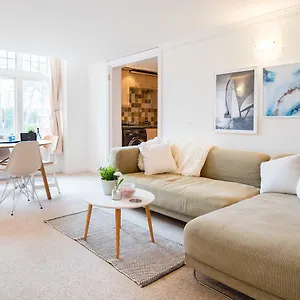 Victorian Duplex In Burlington Mansions , Bournemouth United Kingdom