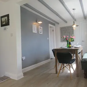 Ropery - Cyanacottages Holiday home